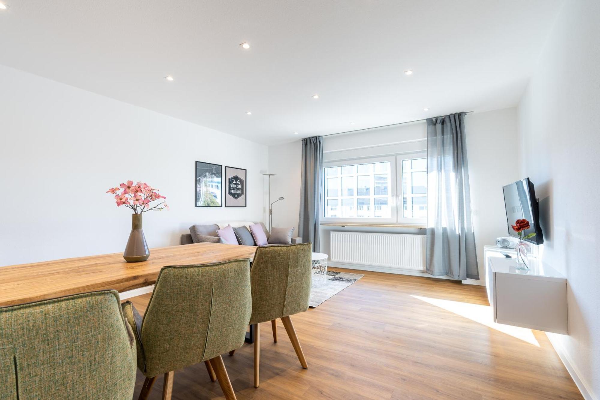Wohnen Auf Zeit - Innenstadt-Appartements Фрайбург Стая снимка