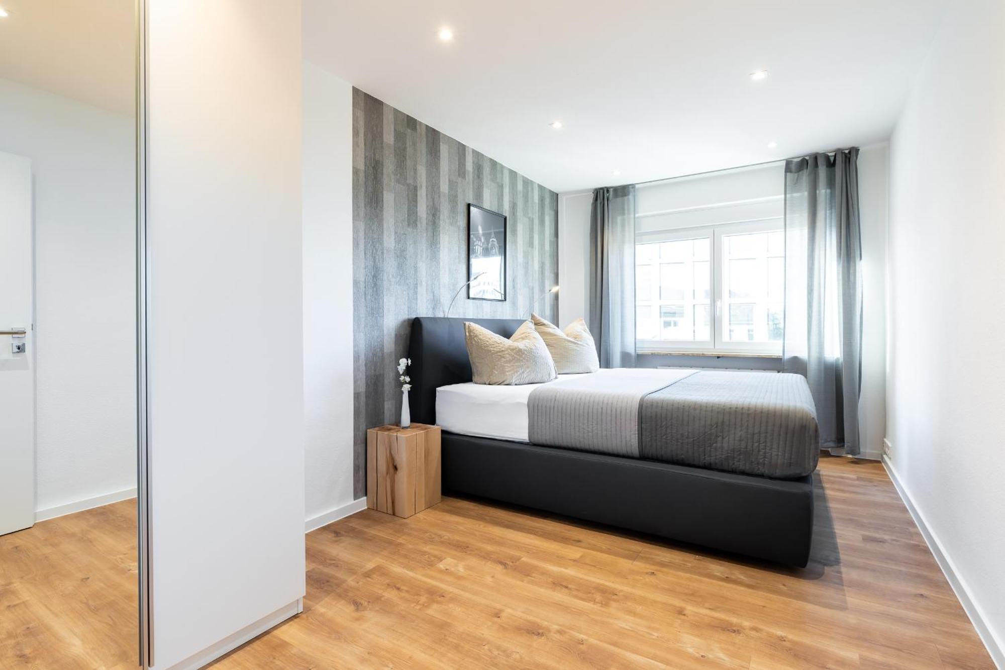 Wohnen Auf Zeit - Innenstadt-Appartements Фрайбург Стая снимка