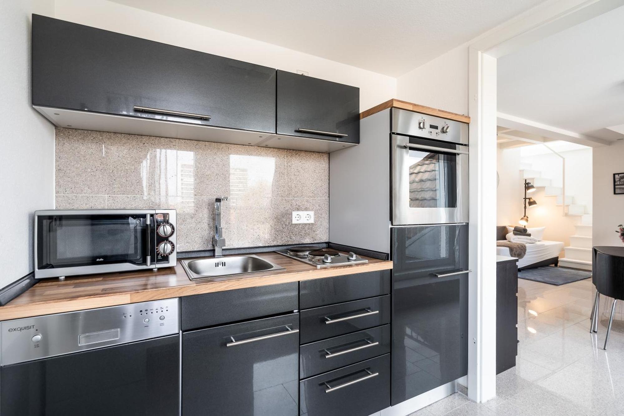 Wohnen Auf Zeit - Innenstadt-Appartements Фрайбург Стая снимка