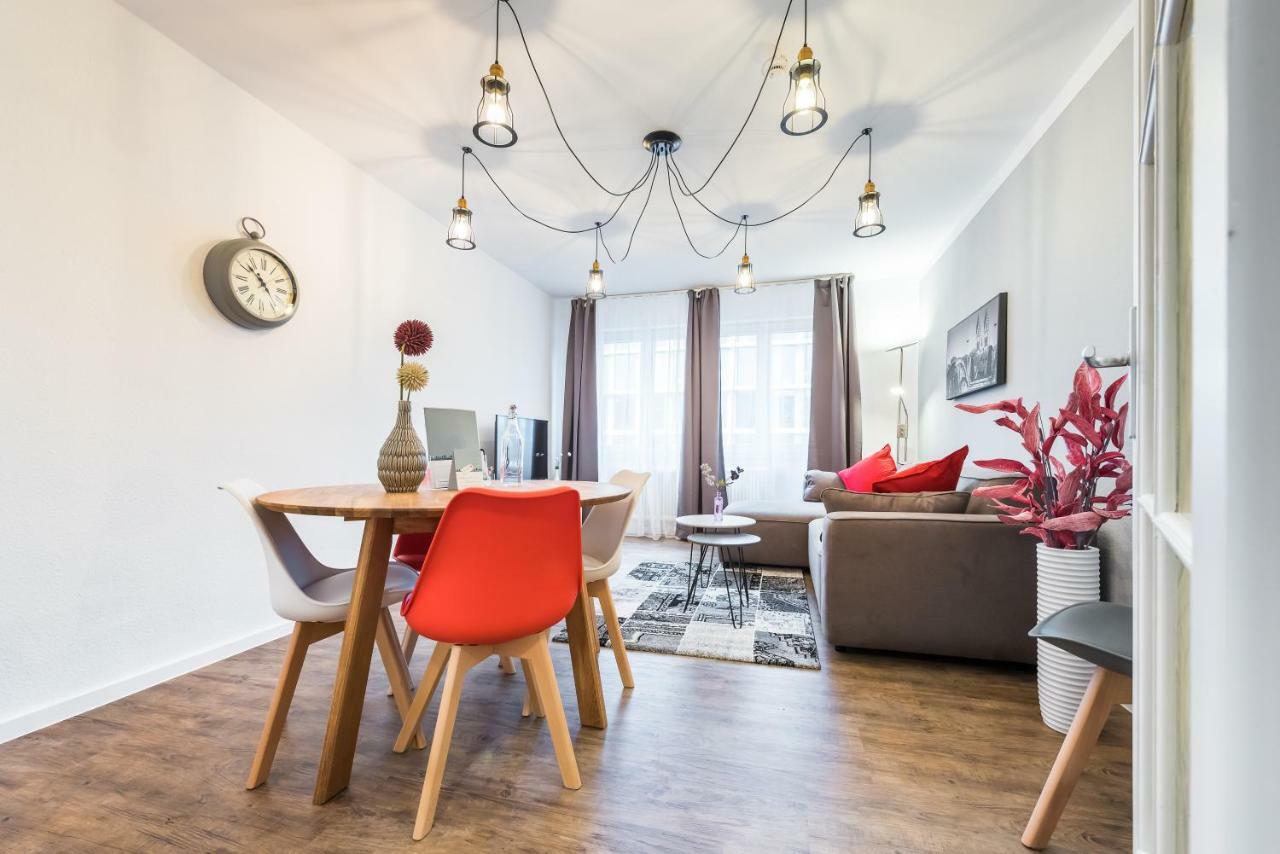 Wohnen Auf Zeit - Innenstadt-Appartements Фрайбург Екстериор снимка